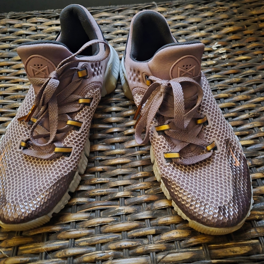 Nike Free Metcon 4 PRM Athletic Sneakers (W Size 8.5) - Picture 2 of 5